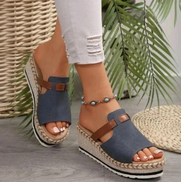 Summer Women Thick  Platform Wedge Heel SlippersOpen Toe One-Piece FashionSlides - Picture 1 of 5